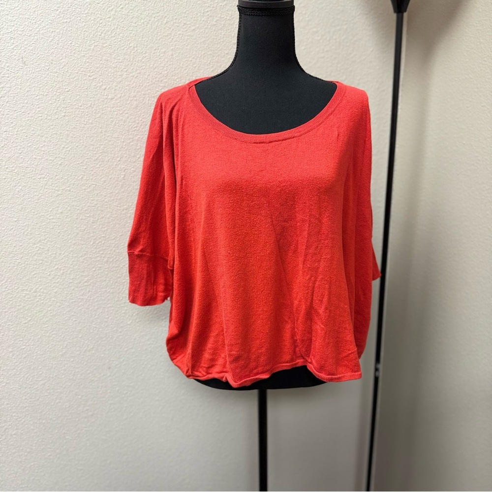 2/$20 Cabi Women's Red / Orange Dolman Sleeve Knit Top. Size Medium